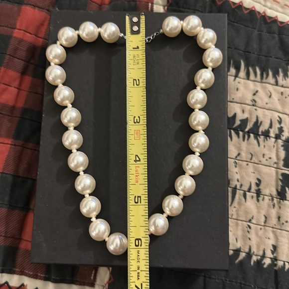 Large Pearls Necklace- choker style. Beautiful!! - Picture 2 of 2